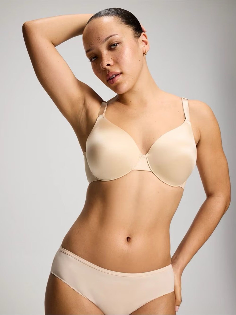 SOMA VANISHING BACK
Full Coverage Bra Sz. 32DDD
